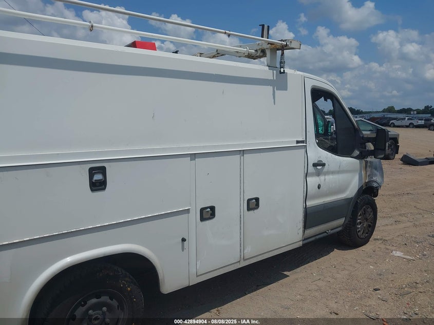 1FDBW5PM2HKA15754 2017 FORD TRANSIT photo no. 4