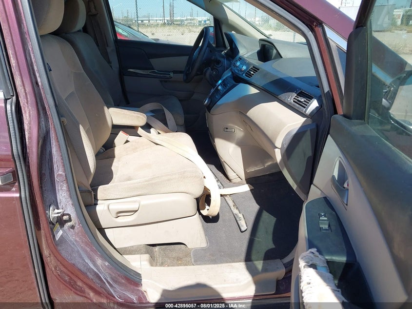 5FNRL5H47BB024299 2011 HONDA ODYSSEY photo no. 5
