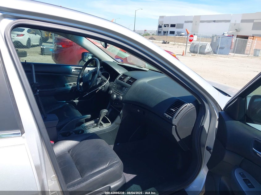 1HGCM66516A018325 2006 HONDA ACCORD photo no. 5