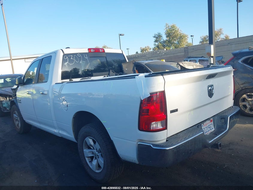 2017 RAM 1500 SLT  4X2 6'4 BOX - 1C6RR6GT7HS679210