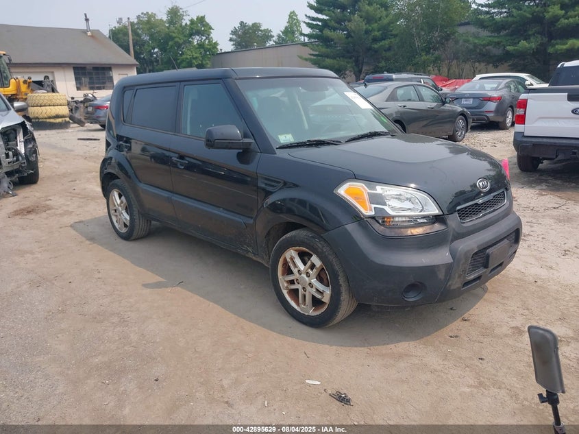 KNDJT2A25B7313854 2011 Kia Soul + auction photo 1