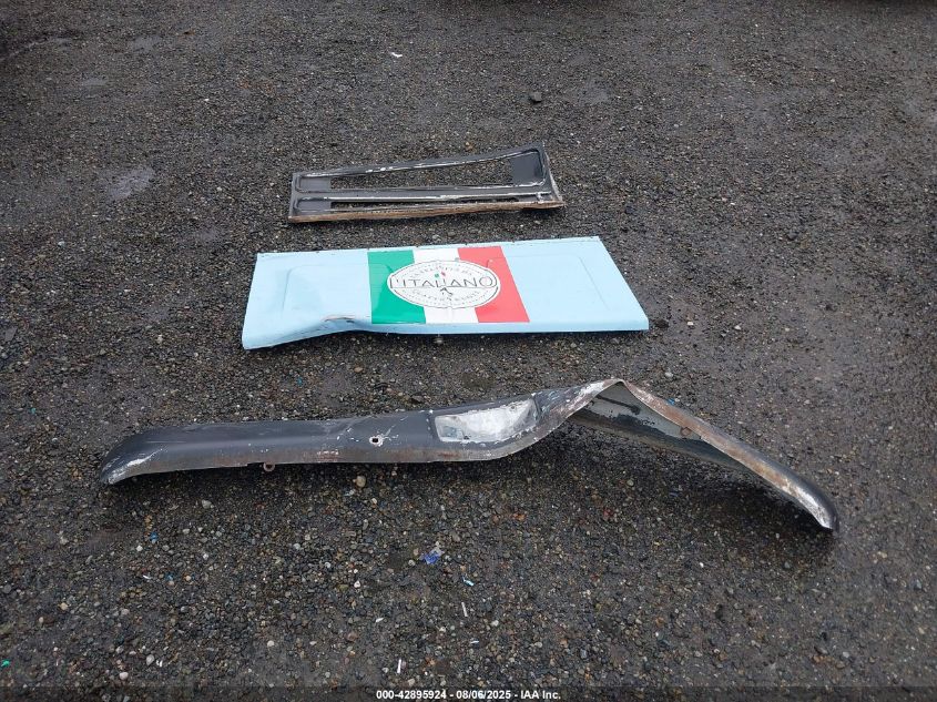 1997 GMC Step Van Concession VIN: TPL35736048510000 Lot: 42895924