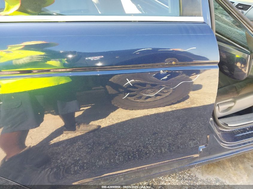 2011 Honda Accord 3.5 Ex VIN: 1HGCP3F74BA027733 Lot: 42895958