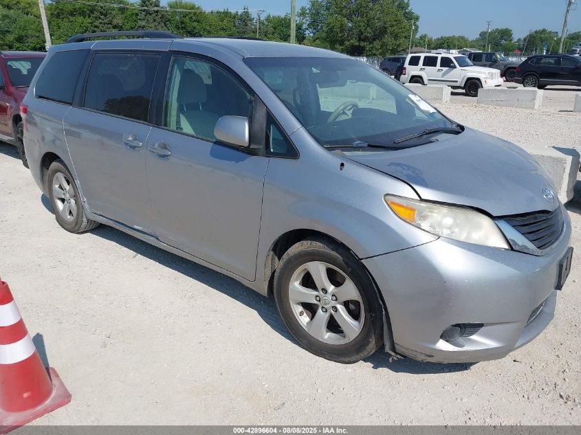 TOYOTA SIENNA LE V6 8 PASSENGER