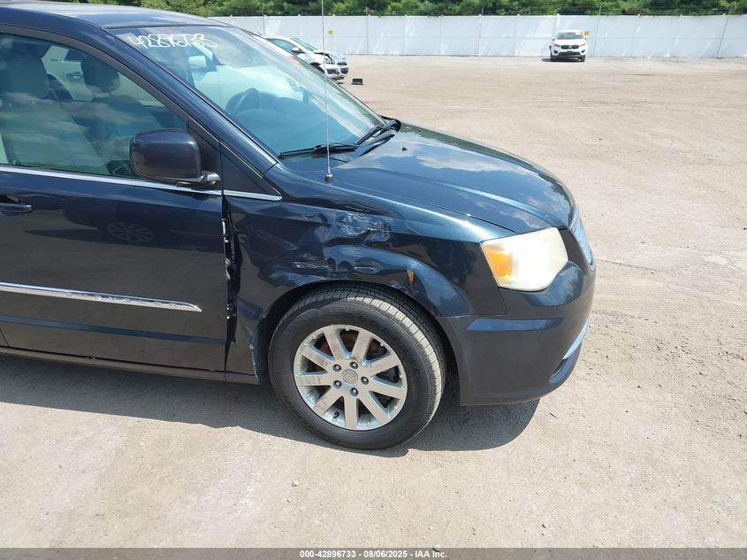 2C4RC1BG8DR743306 2013 CHRYSLER TOWN & COUNTRY photo no. 6