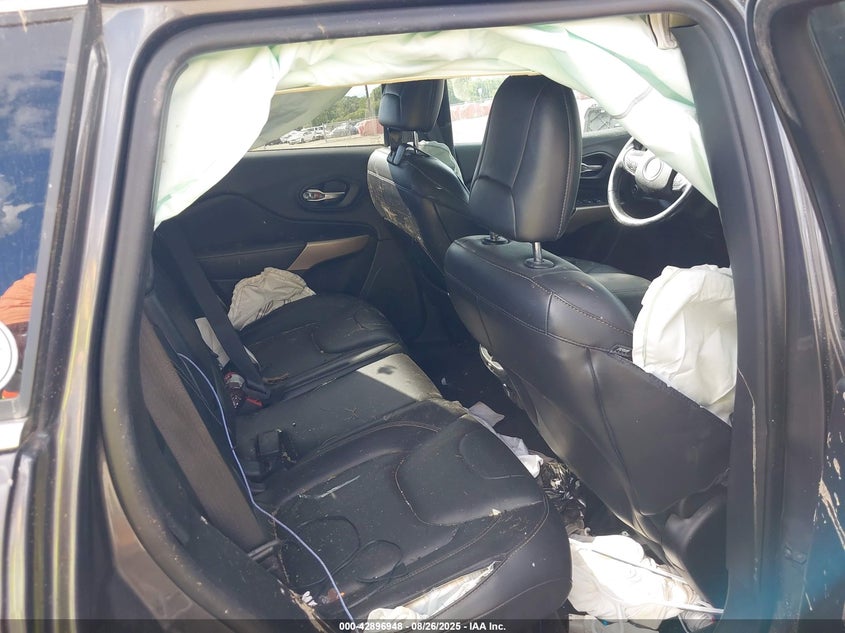 2018 Jeep Cherokee Limited 4X4 VIN: 1C4PJMDX1JD598359 Lot: 42896948