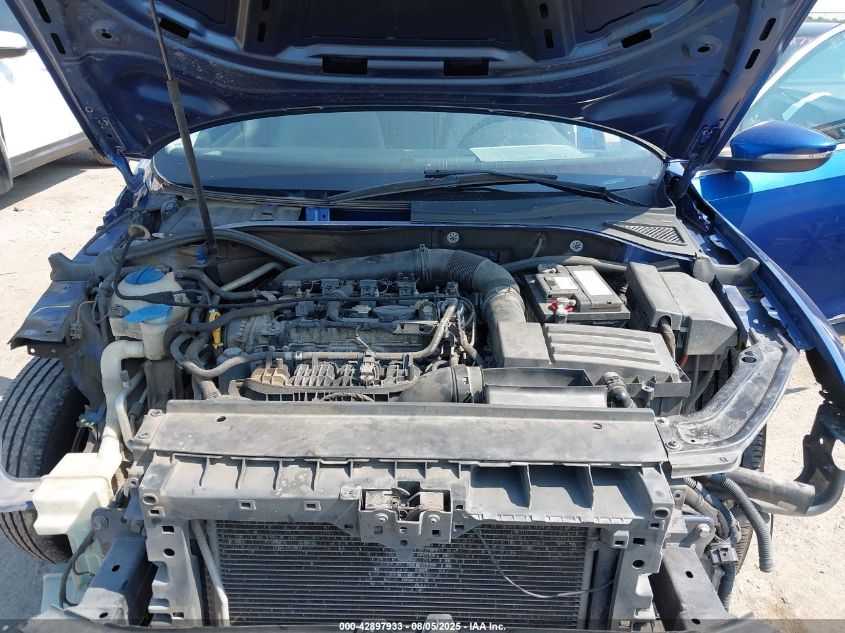 2016 Volkswagen Passat 1.8T S VIN: 1VWAT7A31GC002259 Lot: 42897933