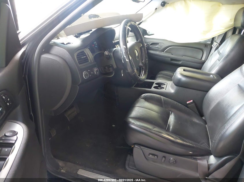2007 CHEVROLET TAHOE auction photo 5
