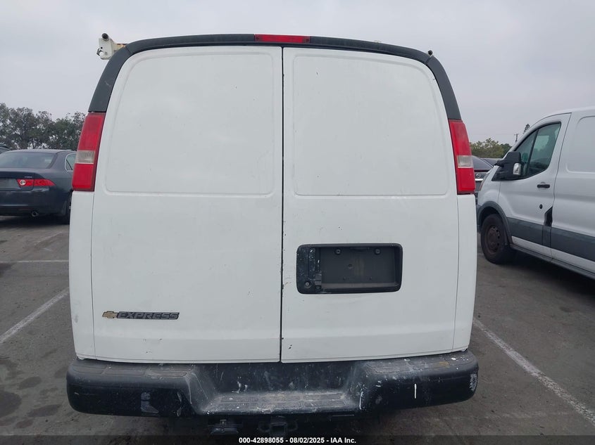 2017 CHEVROLET EXPRESS 2500 WORK VAN — Photo 16