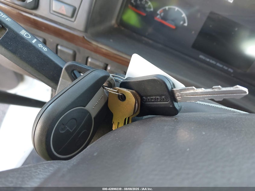 2018 Volvo Vnm VIN: 4V4MC9EG8JN895488 Lot: 42898239