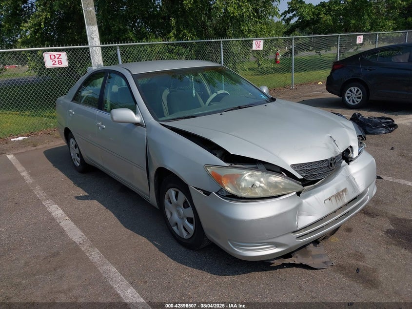 4T1BE32K23U693124 2003 Toyota Camry Le auction photo 1
