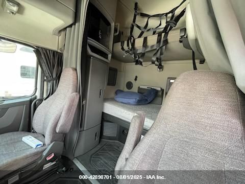 2019 Volvo VNL - 4V4NC9EH8KN209710