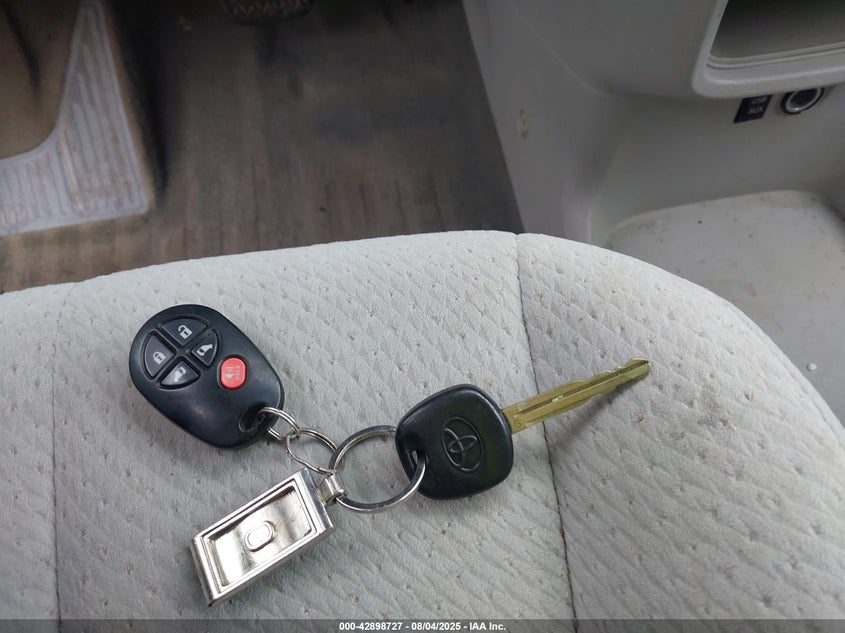 2012 Toyota Sienna Le V6 8 Passenger VIN: 5TDKK3DC3CS212501 Lot: 42898727