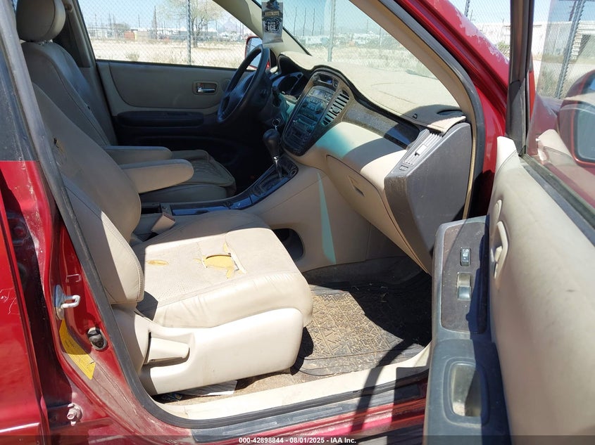 JTEGF21A220071795 2002 TOYOTA HIGHLANDER photo no. 5