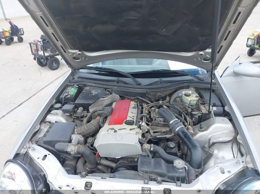 1999 Mercedes-Benz Slk 230 Kompressor VIN: WDBKK47F1XF098157 Lot: 42898985