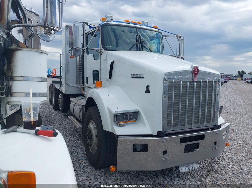 1XKDP4EX3HR167779 2017 Kenworth T800 auction photo 1