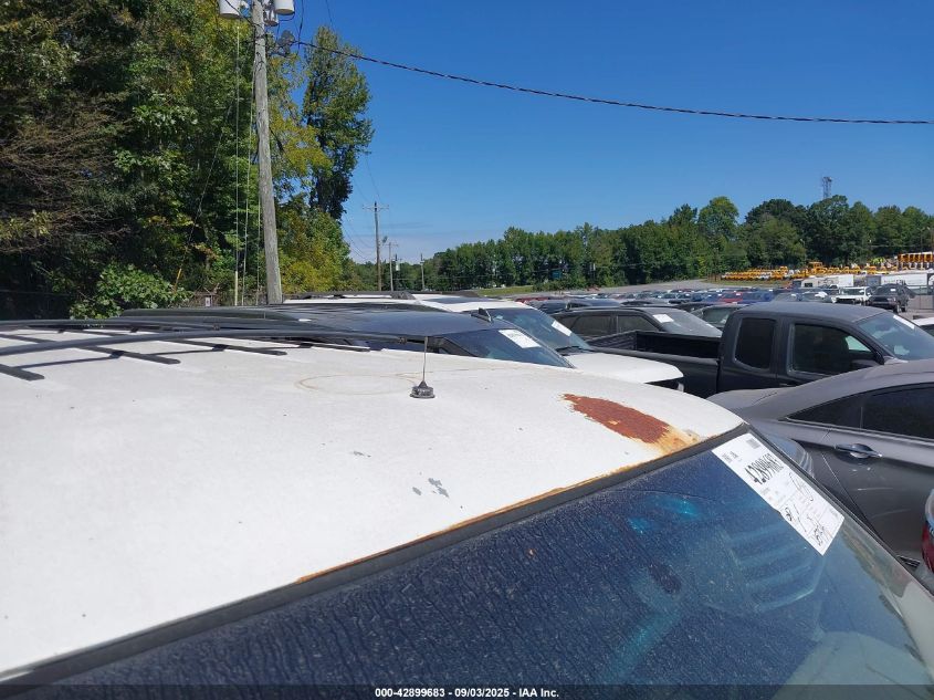 1998 GMC Yukon Sle VIN: 1GKEK13R1WJ735108 Lot: 42899683