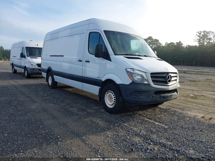 WD3PE8DE7E5894586 2014 Mercedes-Benz Sprinter 2500 High Roof auction photo 1