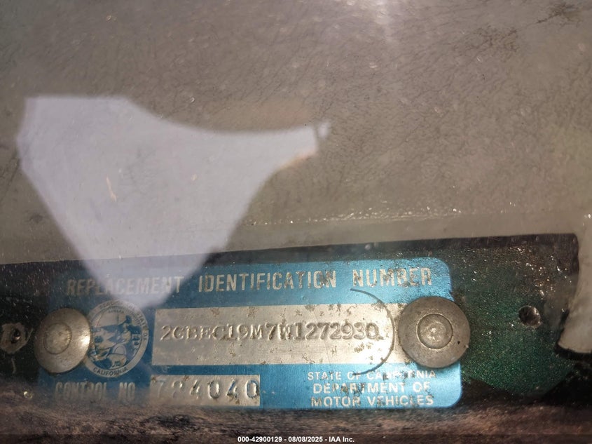 1998 Chevrolet C1500 Fleetside VIN: 2GBEC19M7W1272930 Lot: 42900129