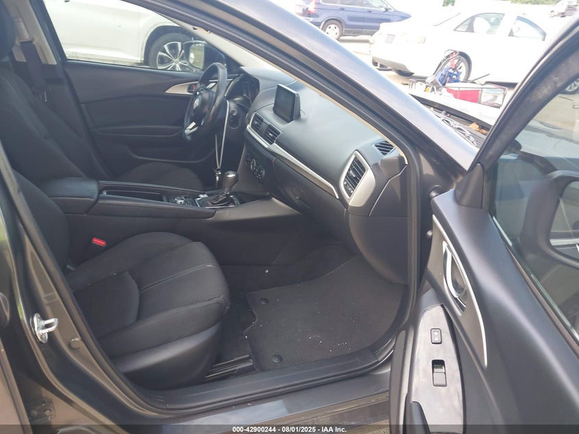 VIN 3MZBN1U72JM229850 2018 MAZDA MAZDA3 SPORT