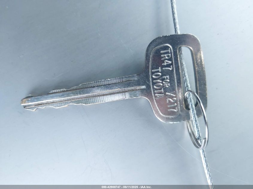 2003 Toyota Camry Le VIN: 4T1BE32K73U229696 Lot: 42900747