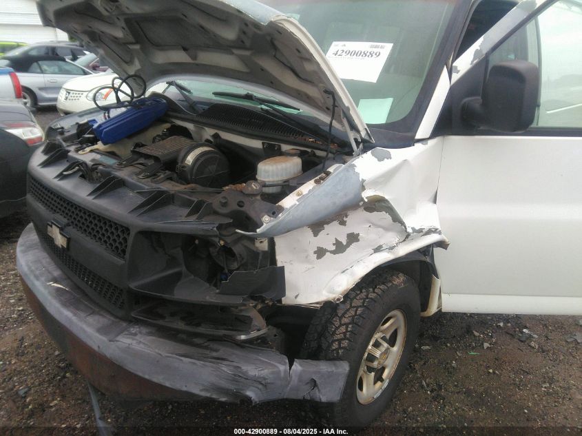 2004 Chevrolet Express VIN: 1GCFG15X141123887 Lot: 42900889