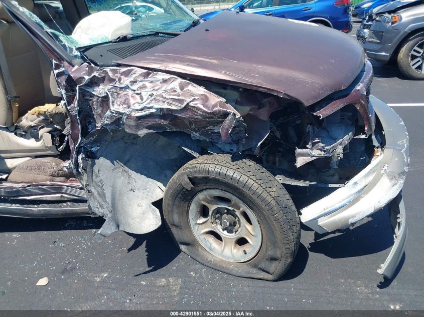 2001 Ford F-150 Lariat/Xl/Xlt VIN: 1FTRX17L21NA41582 Lot: 42901551