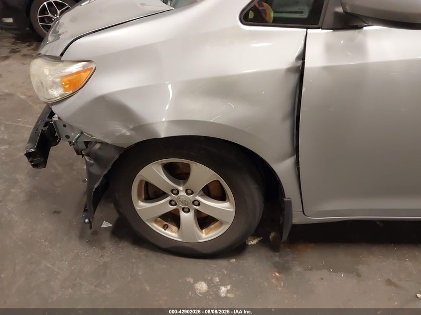 2014 TOYOTA SIENNA LE V6 8 PASSENGER - 5TDKK3DC0ES463754