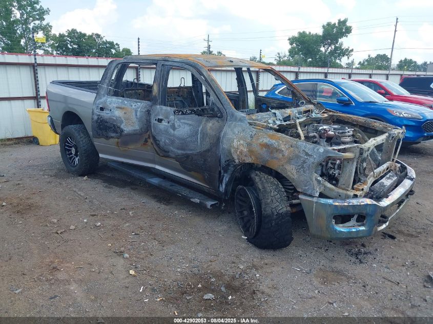 RAM 2500 TRADESMAN 4X4 6 4 BOX