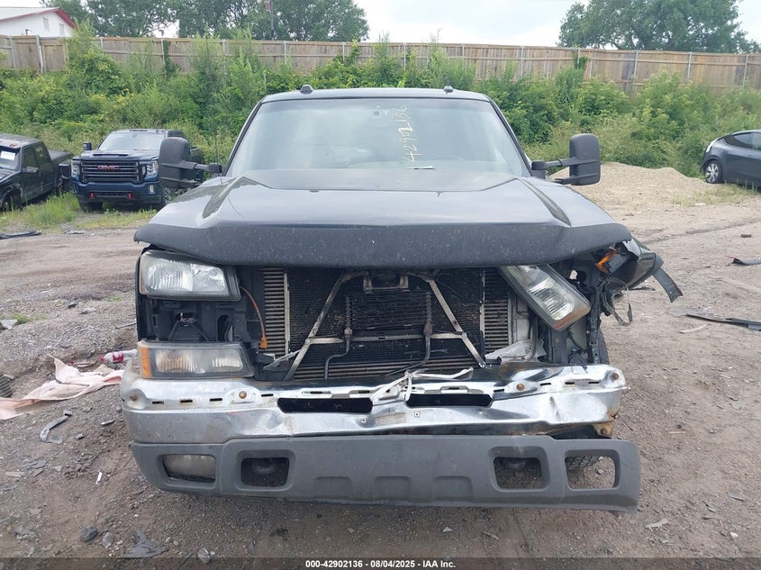 2005 Chevrolet Silverado 2500Hd Lt VIN: 1GCHK23275F883296 Lot: 42902136