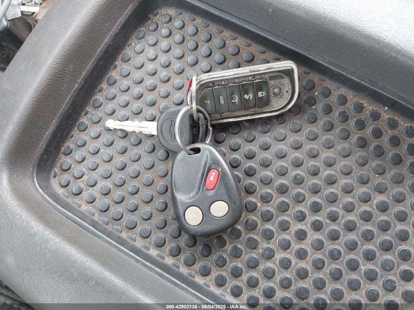 2005 Chevrolet Silverado 2500Hd Lt VIN: 1GCHK23275F883296 Lot: 42902136