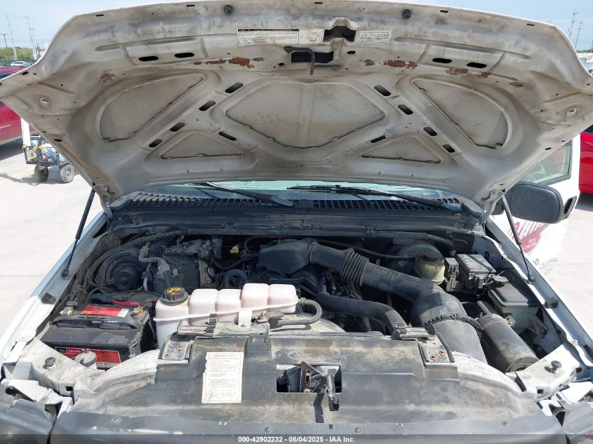 2001 Ford F-250 Xl/Xlt VIN: 1FTNF20L81EB33121 Lot: 42902232