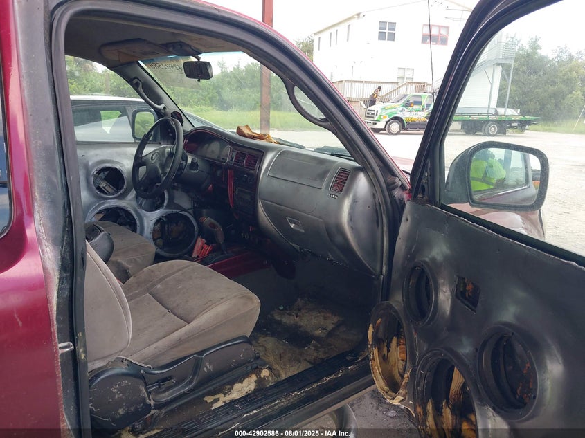 2004 Toyota Tacoma Prerunner V6 VIN: 5TESN92N74Z308666 Lot: 42902586