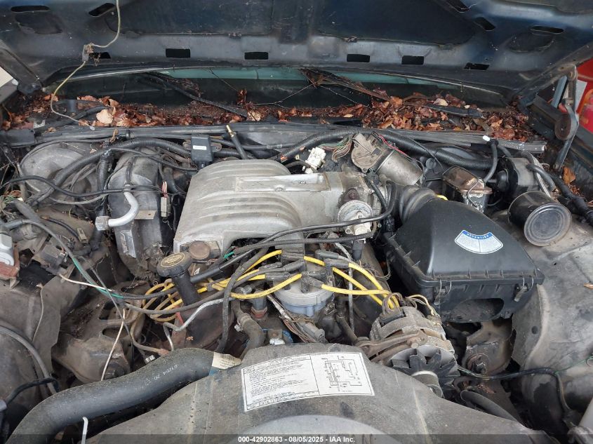 1986 Ford Ltd Crown Victoria VIN: 2FABP43F8GX203439 Lot: 42902863