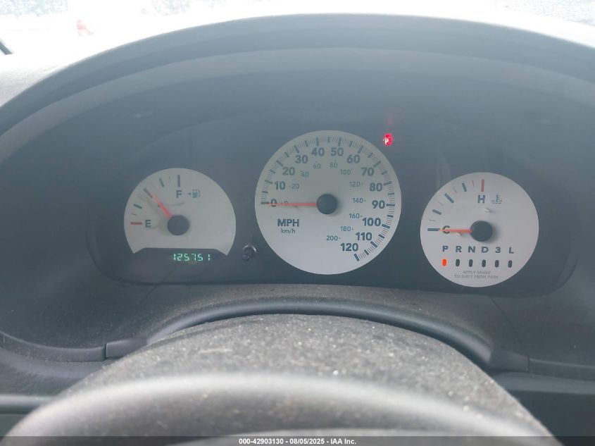 2005 Chrysler Town And Country VIN: ICHGP45R95B331484 Lot: 42903130