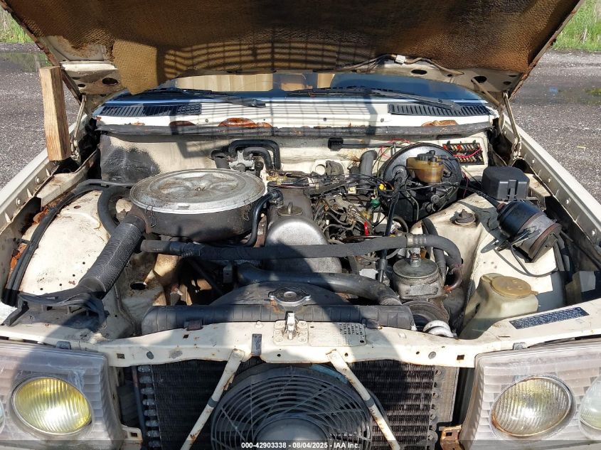 1981 Mercedes-Benz 240 D VIN: WDBAB23A5BB257384 Lot: 42903338