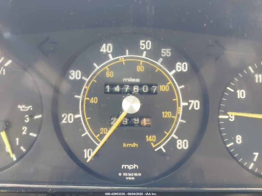 1981 Mercedes-Benz 240 D VIN: WDBAB23A5BB257384 Lot: 42903338