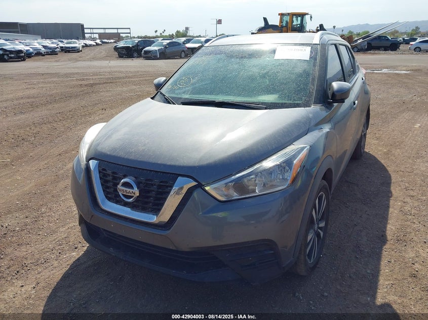 Vin: 3n1cp5cuxjl538944, lot: 43397716, nissan kicks sv 20182