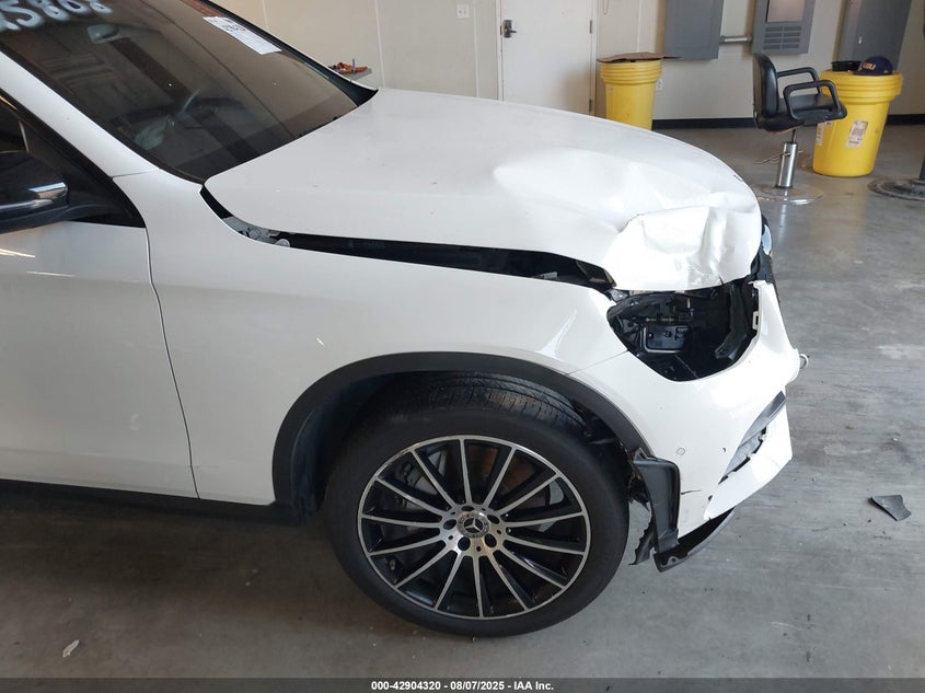 2021 MERCEDES-BENZ GLC 300 SUV - W1N0G8DB6MV321631
