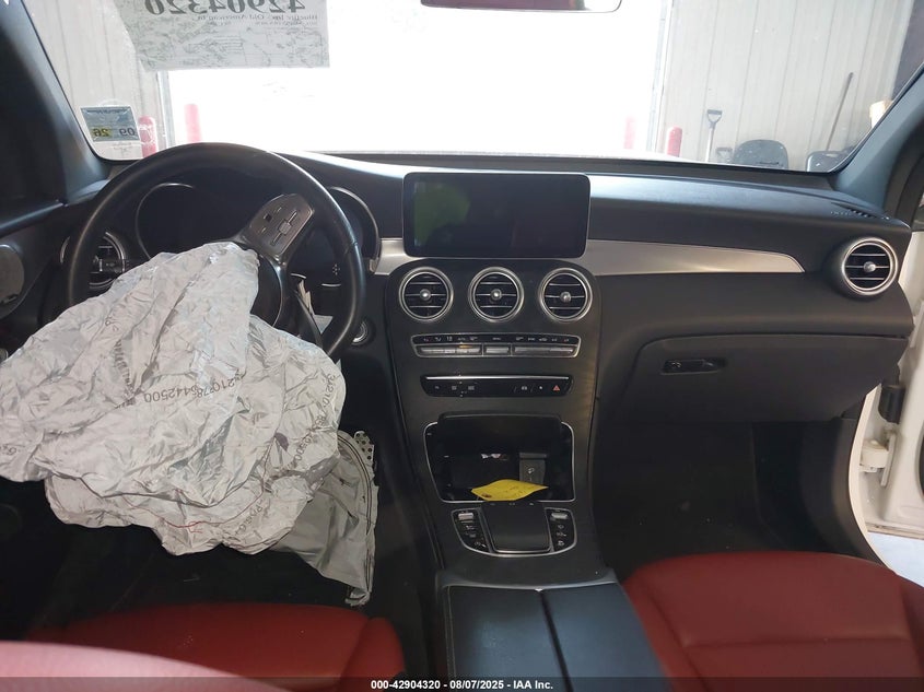 2021 MERCEDES-BENZ GLC 300 SUV - W1N0G8DB6MV321631
