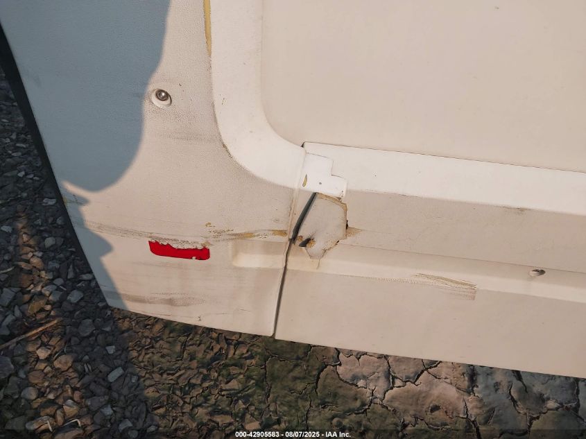 2018 Isuzu Reach VIN: JALB4T176J7W00832 Lot: 42905583