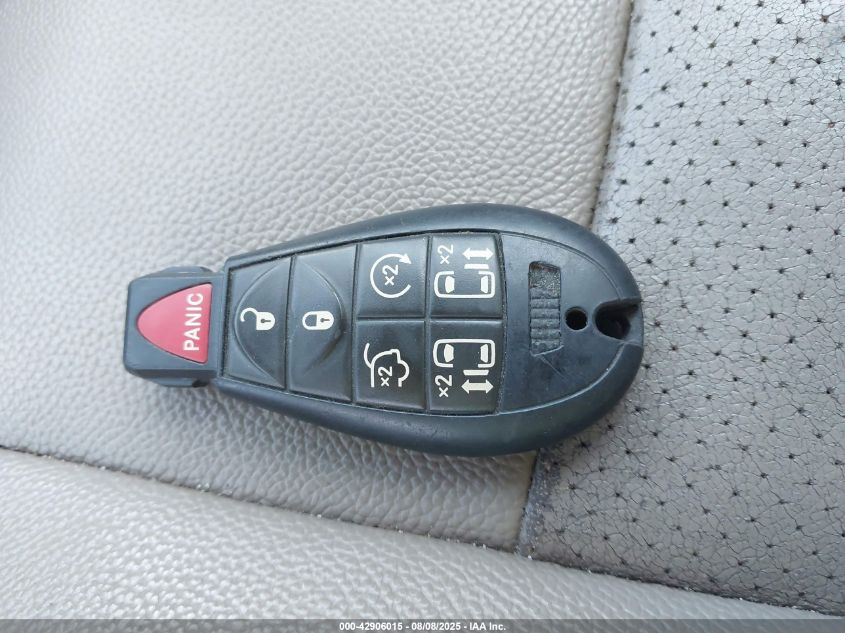 2012 Chrysler Town & Country Touring-L VIN: 2C4RC1CG8CR364108 Lot: 42906015