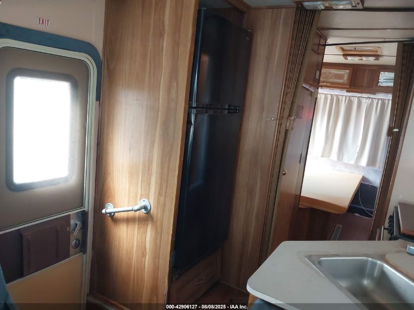 1994 Ford Econoline E350 Cutaway Van VIN: 1FDKE30G3PHB96743 Lot: 42906127