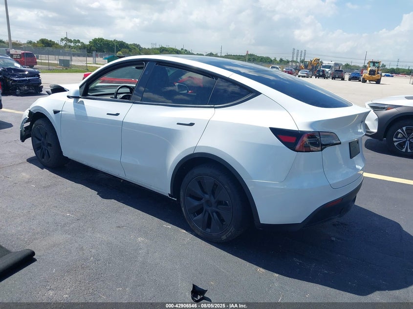 2025 TESLA MODEL Y(VIN: 7SAYGDED9SA342374