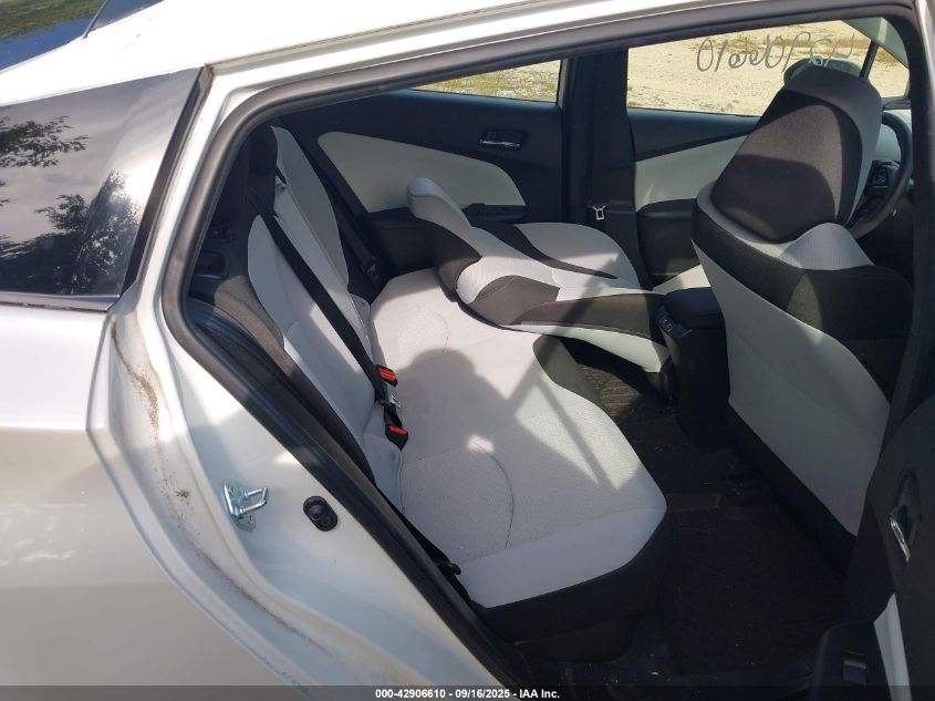 2019 Toyota Prius L Eco VIN: JTDKARFU7K3070715 Lot: 42906610