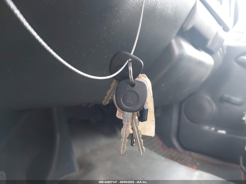 2000 Chevrolet Silverado 1500 VIN: 1GCEC14V0YE336402 Lot: 42907147