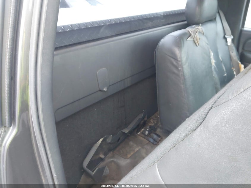 2000 Chevrolet Silverado 1500 VIN: 1GCEC14V0YE336402 Lot: 42907147