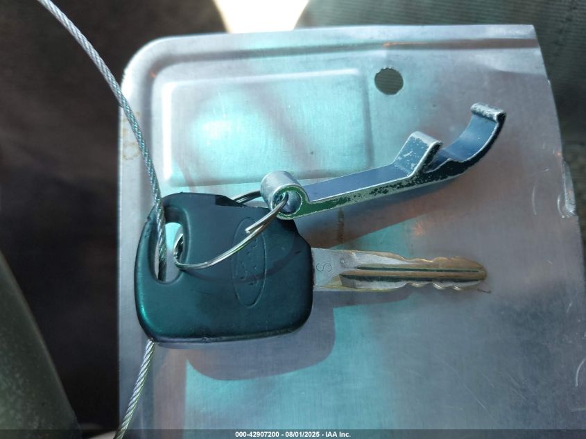 2001 Ford F-150 Harley-Davidson Edition/King Ranch Edition/Lariat/Xlt VIN: 1FTRW07L41KC03243 Lot: 42907200