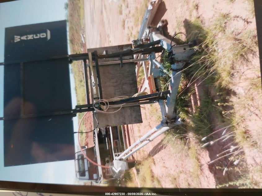 2014 CONSTRUCTION TRAILER