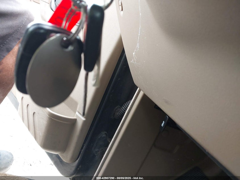 1996 Land Rover Discovery VIN: SALJY1243TA168760 Lot: 42907290